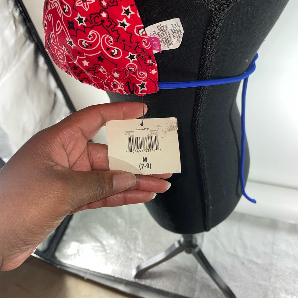 Red and blue bandanna print bikini top - Picture 4 of 4